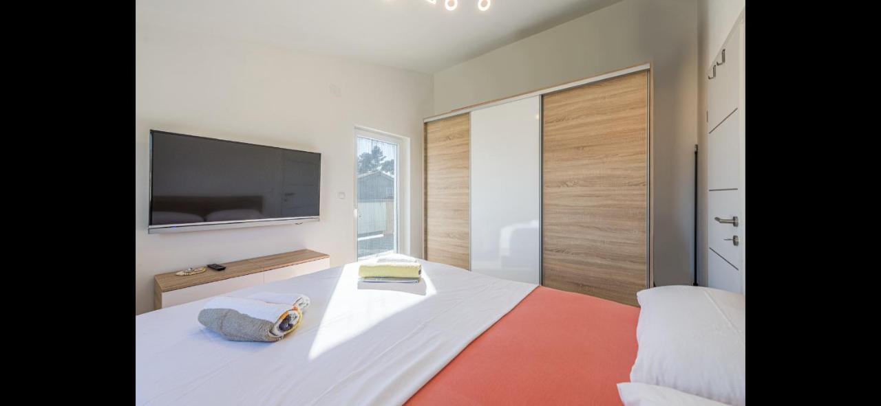 Aurum Luxury Apartments Vir Εξωτερικό φωτογραφία